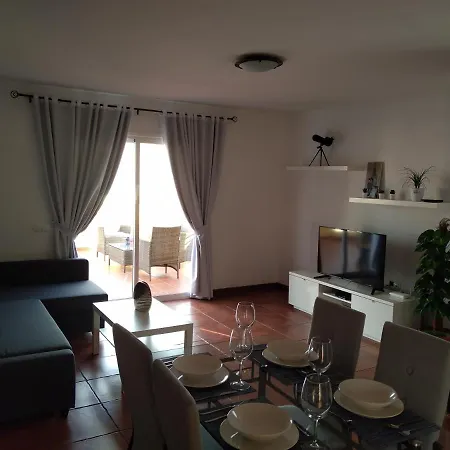 Ele Hause Tropical Paradise * タラハレホ