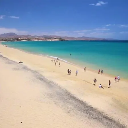 Ele Hause Tropical Paradise アパート *